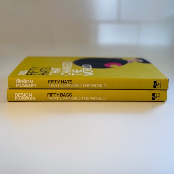 Design Museum Fifty Bags and Fifty Hats that changed the World Books - Picture 5 of 5